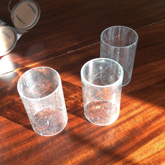 Decorative Three-Candle wall sconces in wrought iron with 3 glass candle holders - Picture 4 of 14